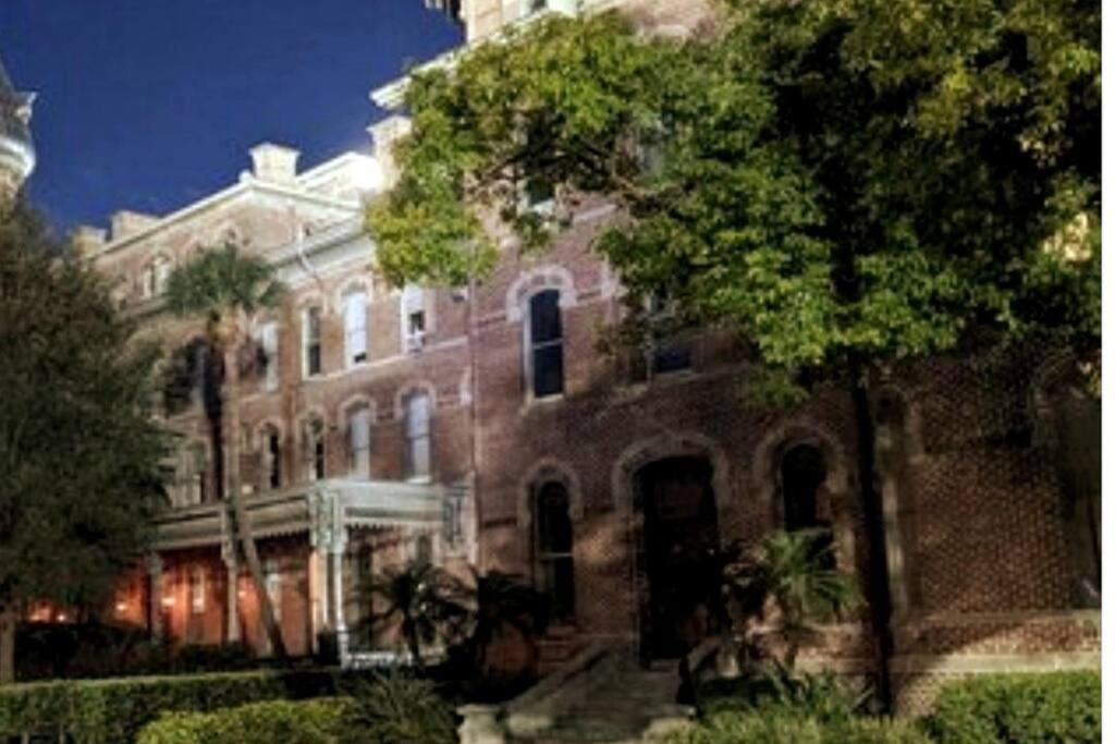 House Close To Downtown, Airport, Raymond James Stadium, And Many More Places Tampa Exterior foto